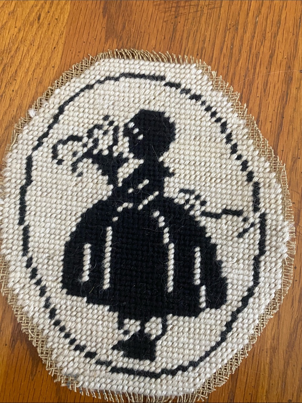 Vintage Shadow Needlepoints  (2)!of Little Boy and Girl - Picture 3 of 4
